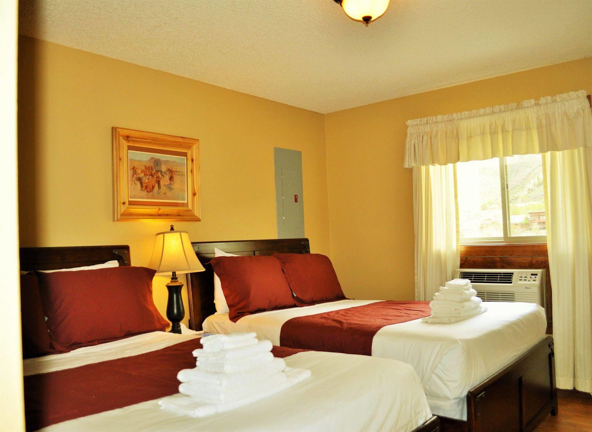 Yellowstone Condos & Suites Gardiner Esterno foto